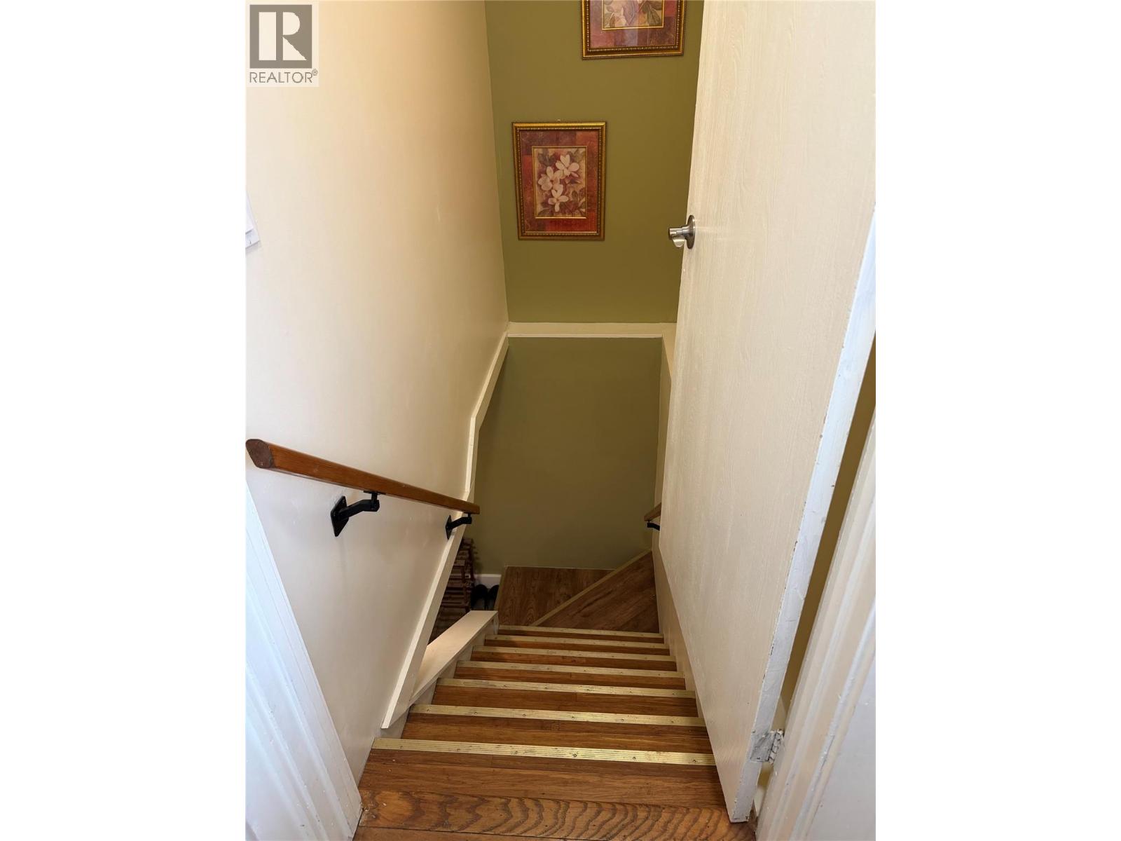 1 220 Prior Road South, Kelowna