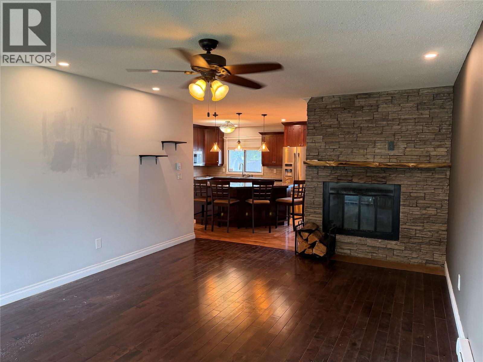 1 220 Prior Road South, Kelowna