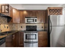 14, 2906 17 Avenue SW - photo 3