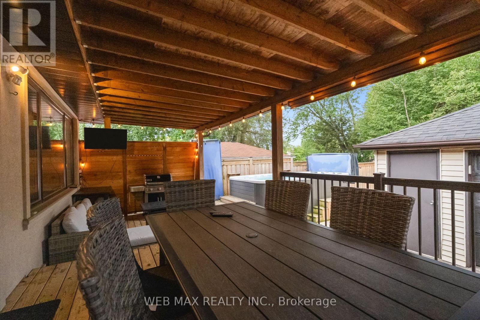 14 HOWARTH AVENUE - Image 38