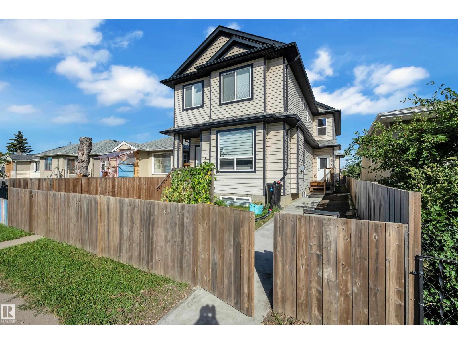 11421 82 ST NW - 6
