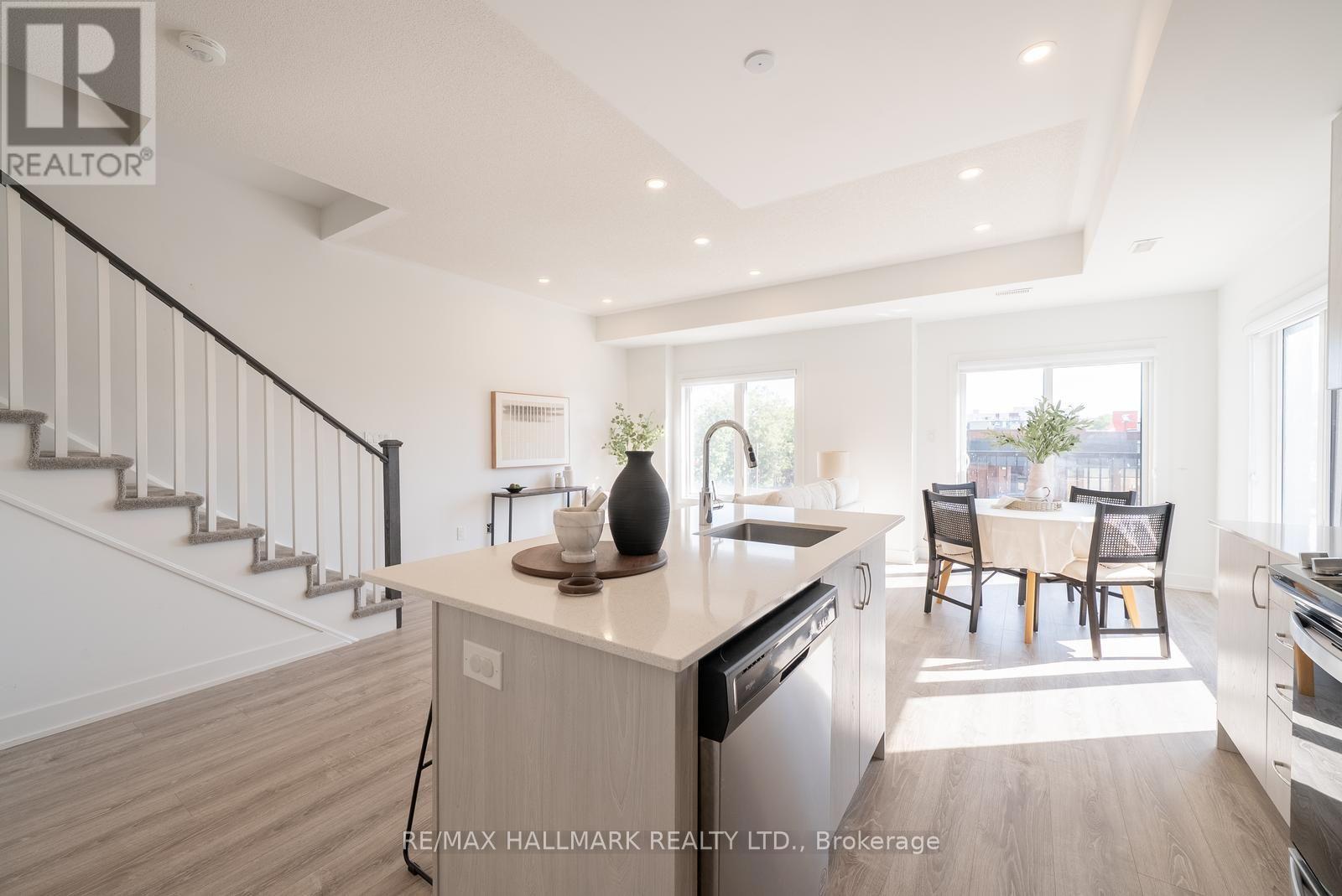 40 COVINGTON CRESCENT, Whitchurch-Stouffville (Stouffville) — photo 9