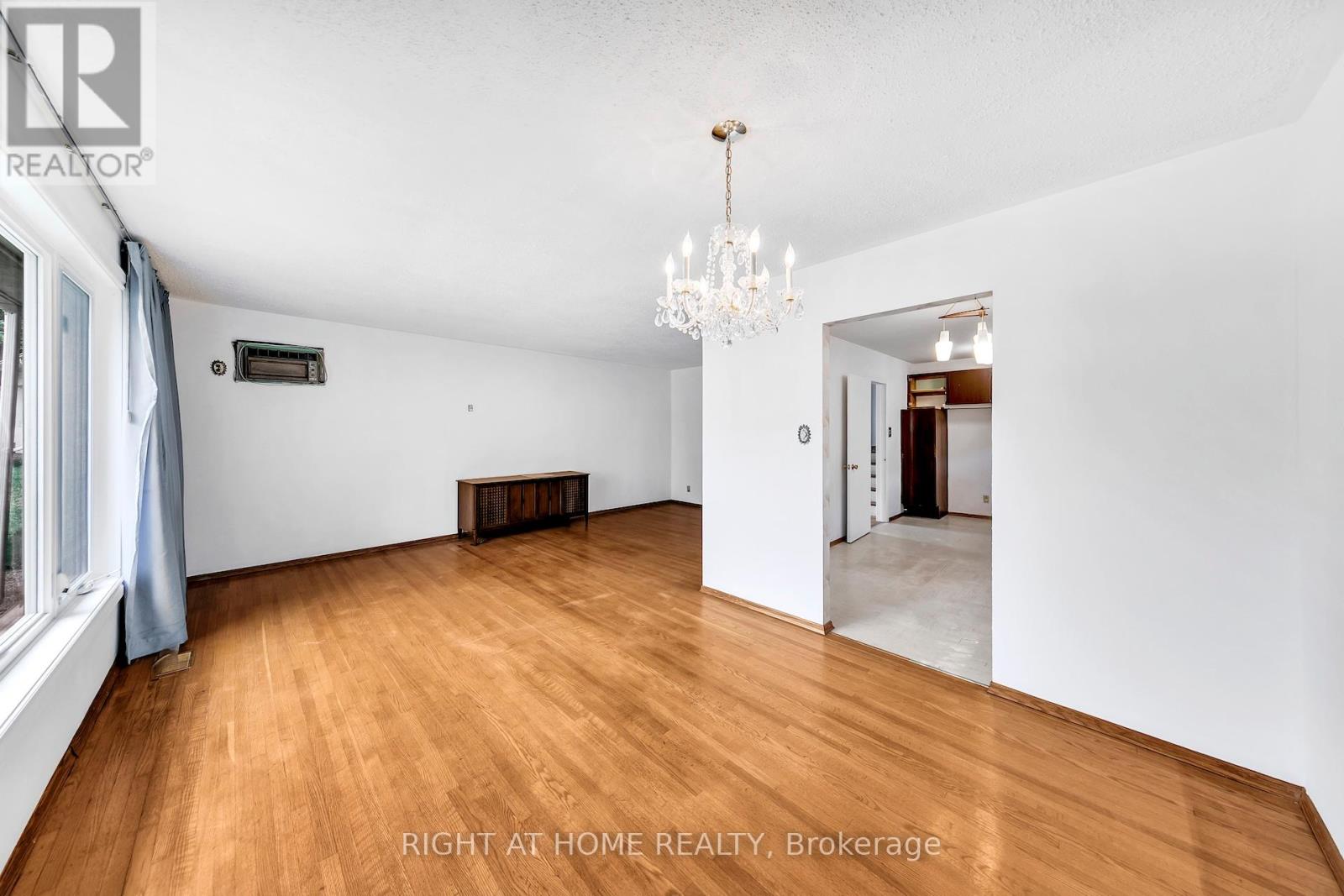 5 CLAREVILLE CRESCENT, Toronto (Don Valley Village) — photo 7