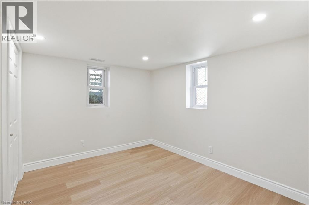 894 Garth Street — photo 27