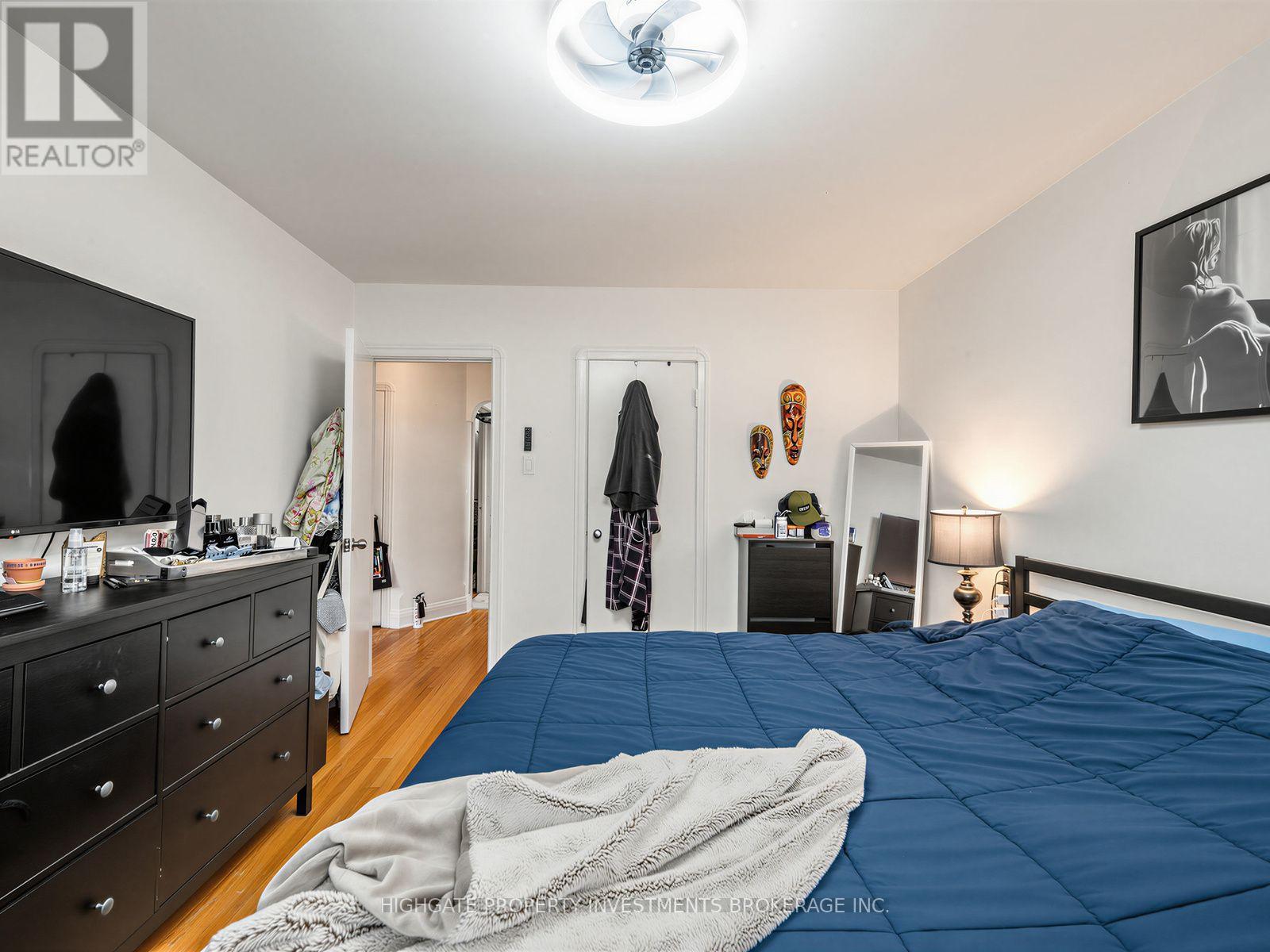 981 AVENUE ROAD - 28