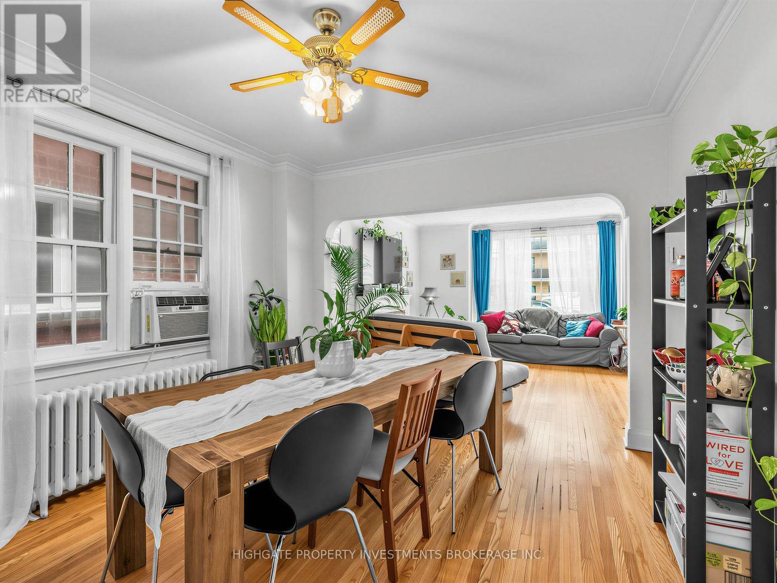 981 AVENUE ROAD - 9