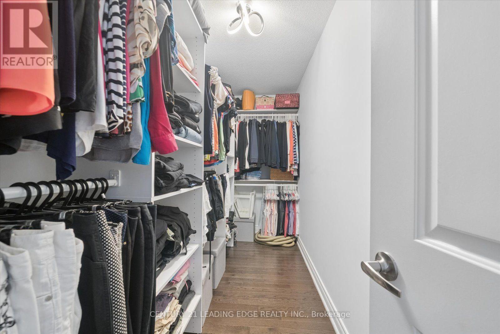 109 BEN SINCLAIR AVENUE - 34