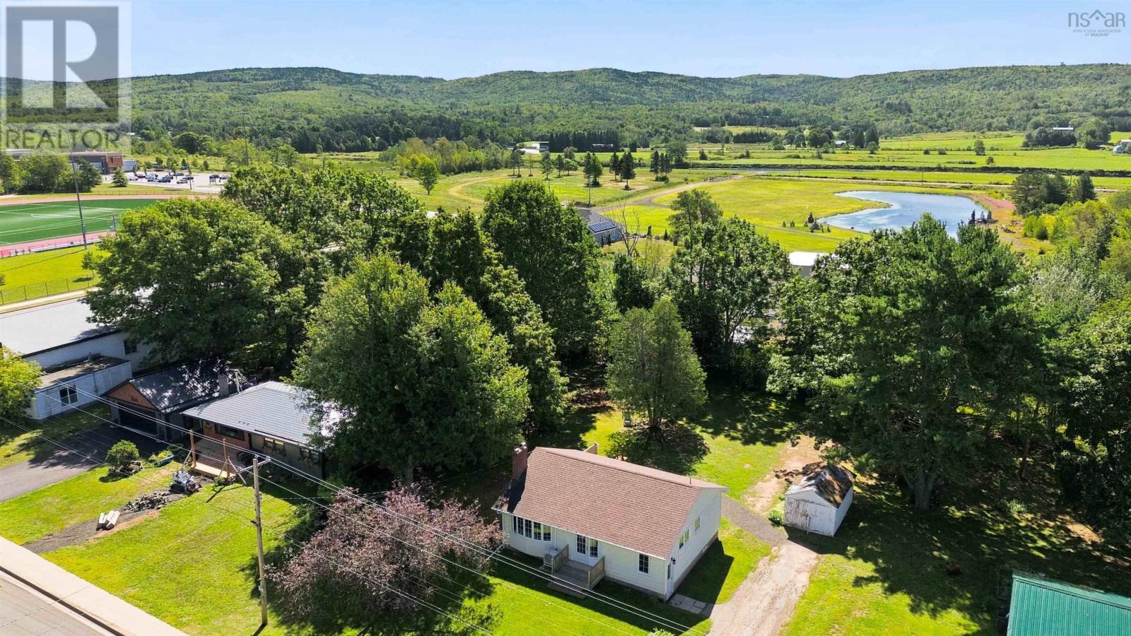 223 Centennial Drive - 23