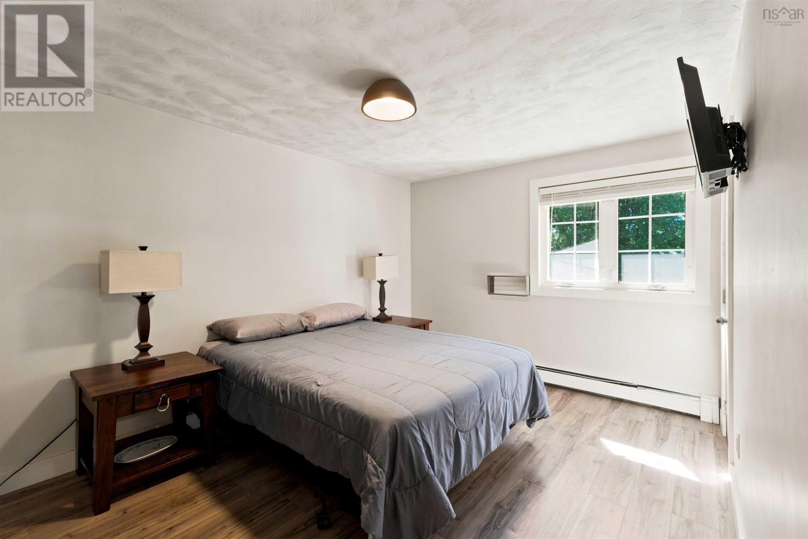 223 Centennial Drive - 11