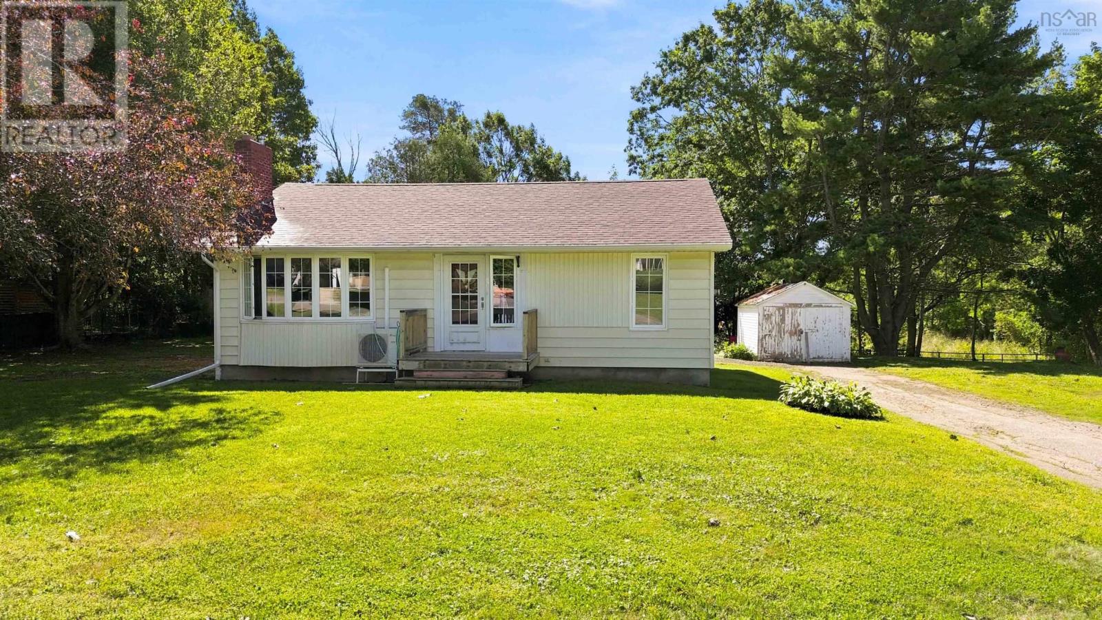 223 Centennial Drive - 1