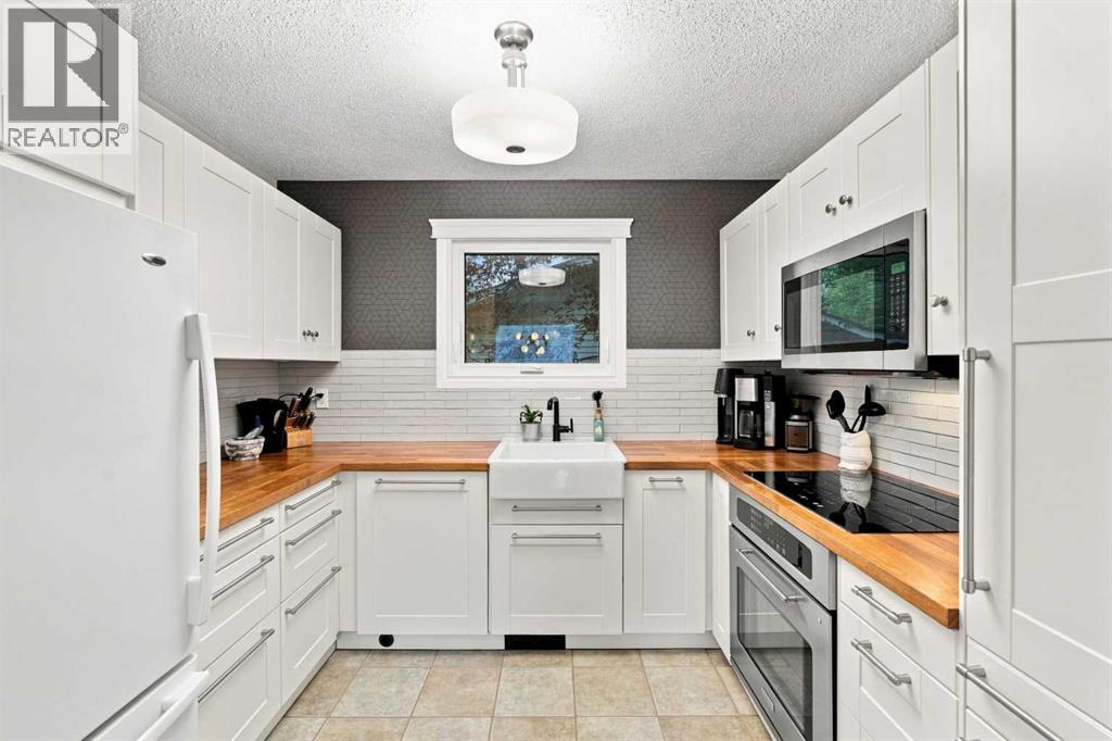 972 Riverbend Drive SE - 12