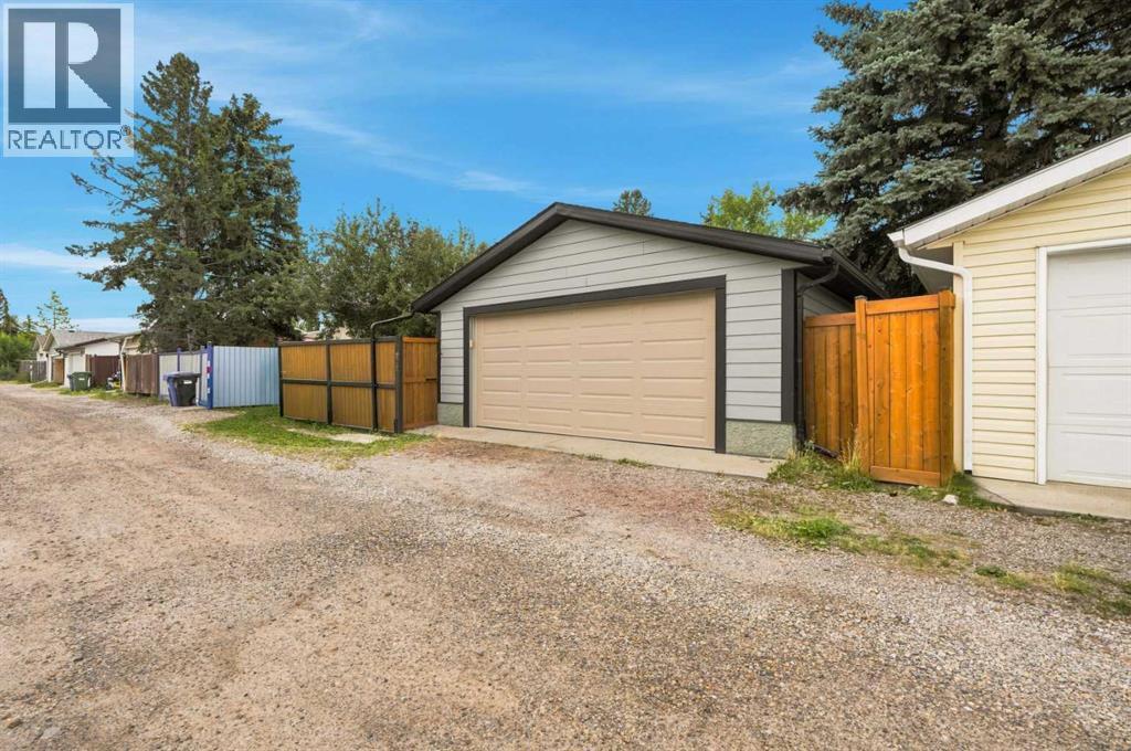 972 Riverbend Drive SE - 33