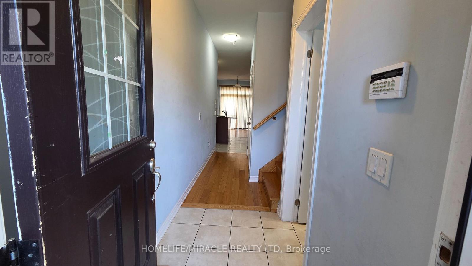 12 PEARMAN CRESCENT, Brampton (Brampton West) — photo 3