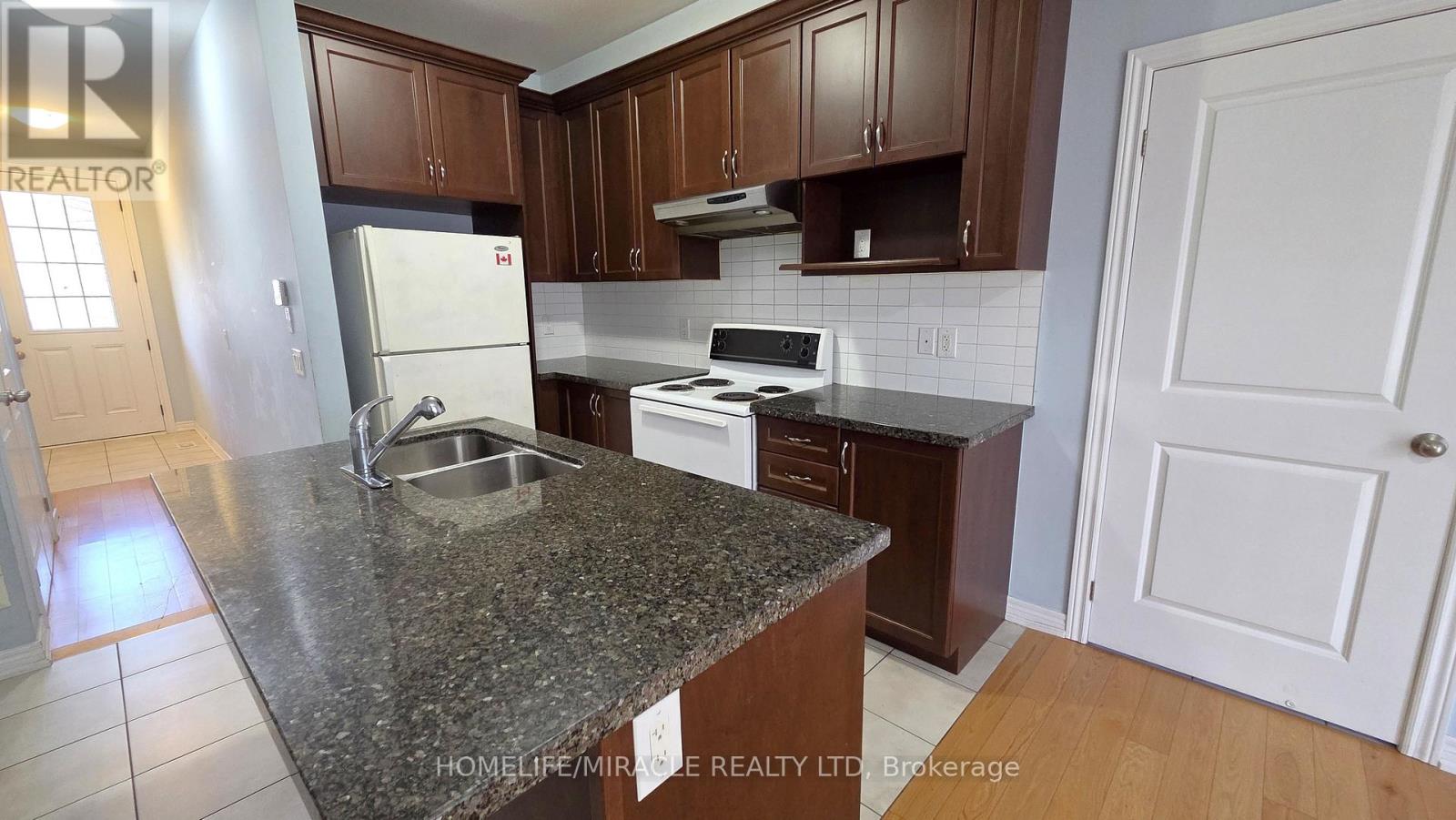 12 PEARMAN CRESCENT, Brampton (Brampton West) — photo 9