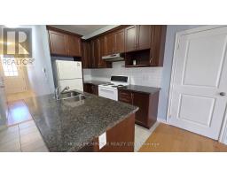 12 Pearman Crescent, Brampton, ON L7A4V8 Photo 9