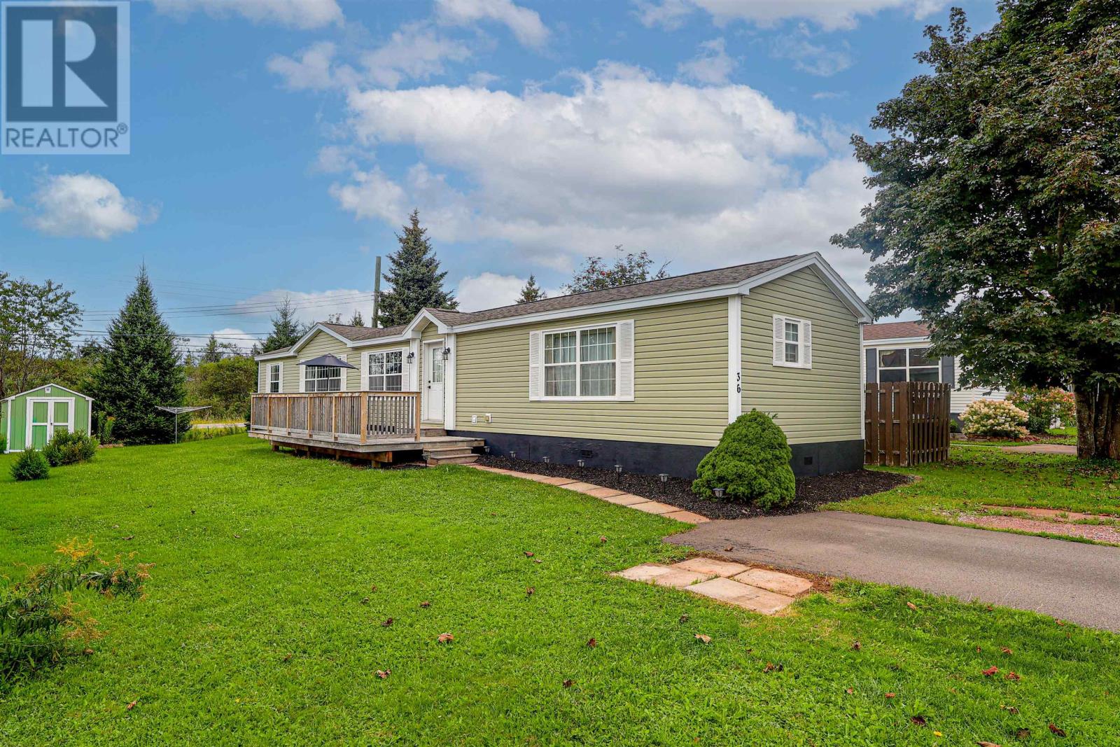 36 Amber Avenue - 2