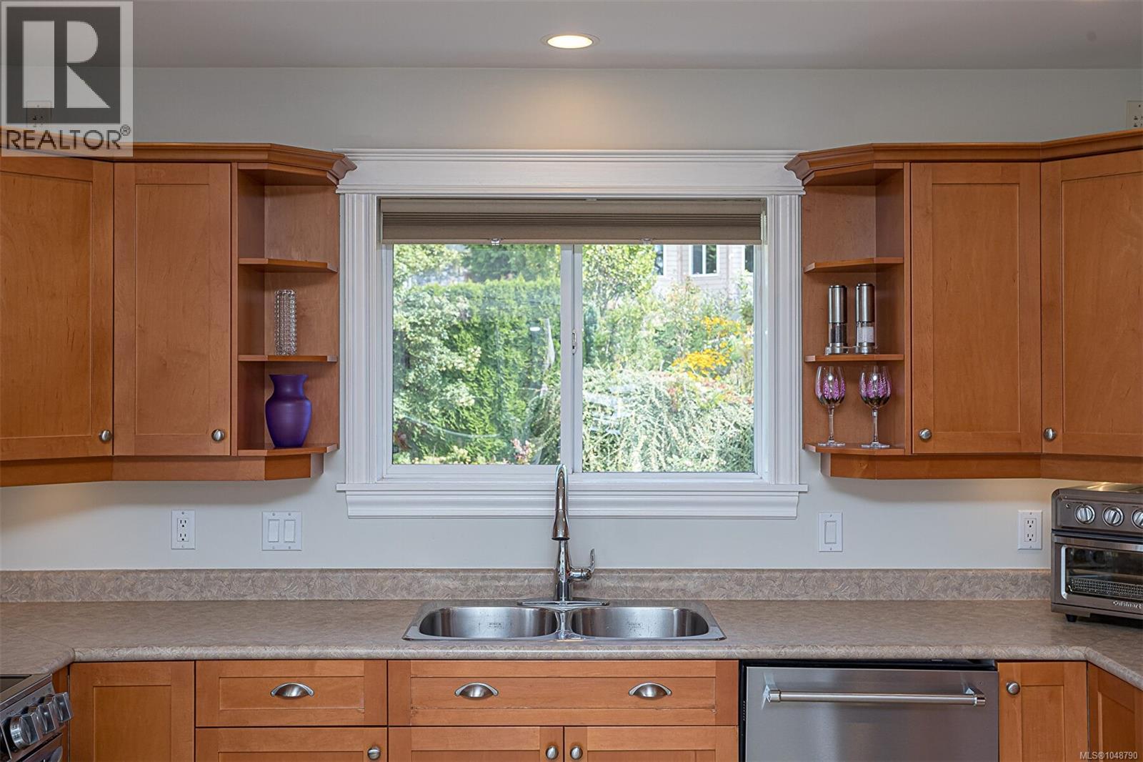  6315 Central Saanich Road, Central Saanich