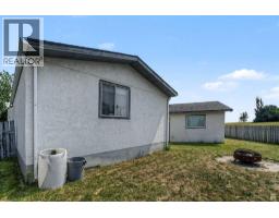 145 Spring Haven Mews Se, Airdrie, AB T4A1A8 Photo 9
