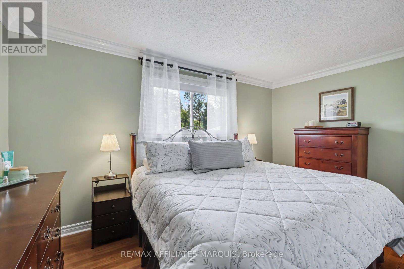 9 FOREST DRIVE - Image 17