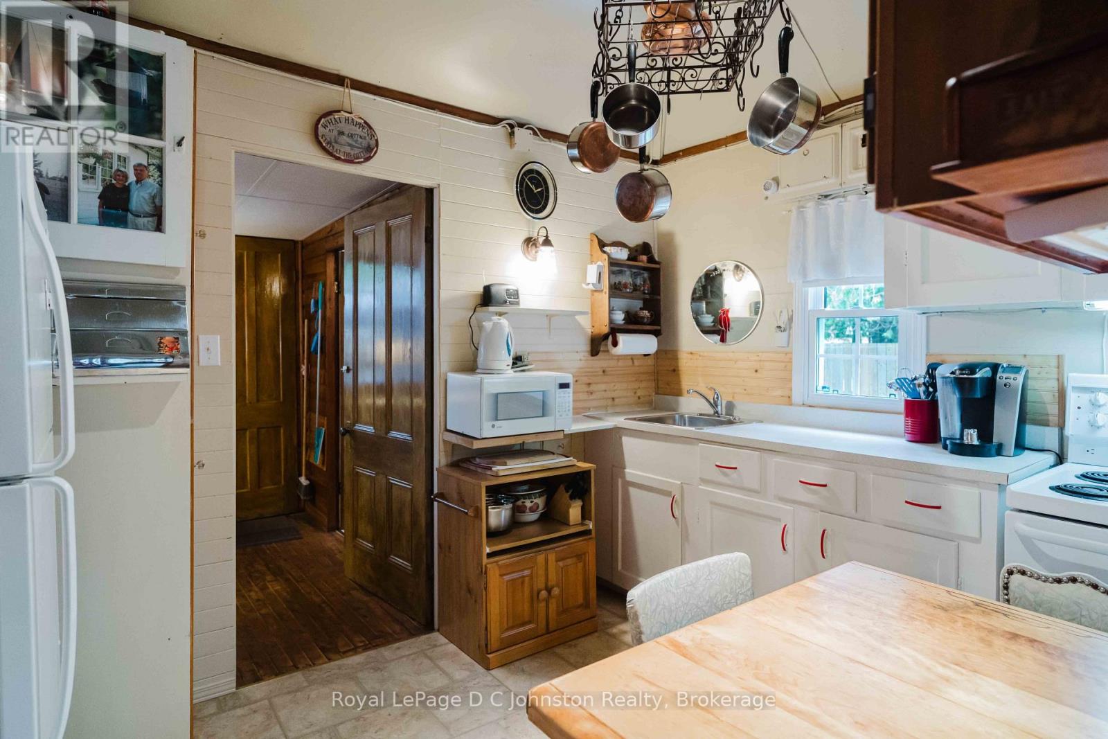 736 SHANTZ STREET - 11