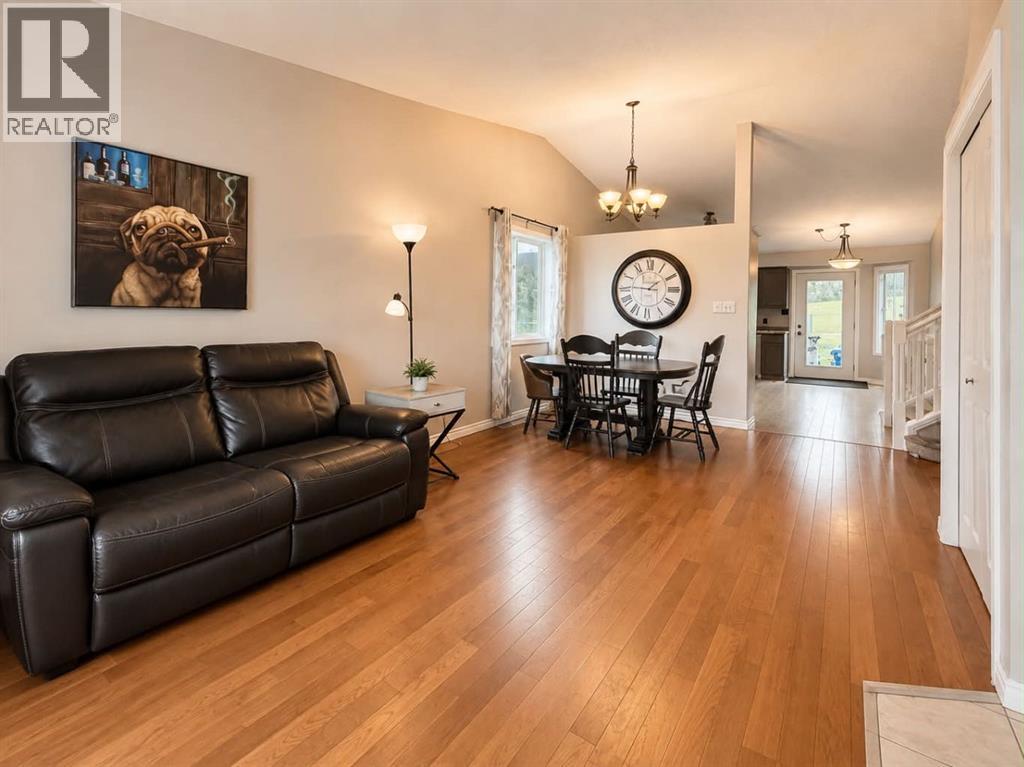 9344 Stern Crescent - 3