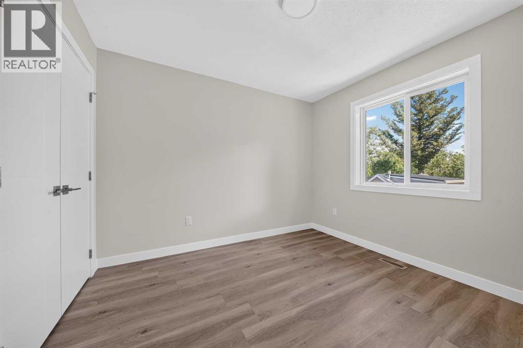 925 7 Street S - Image 27