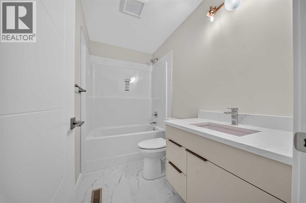 925 7 Street S - Image 29