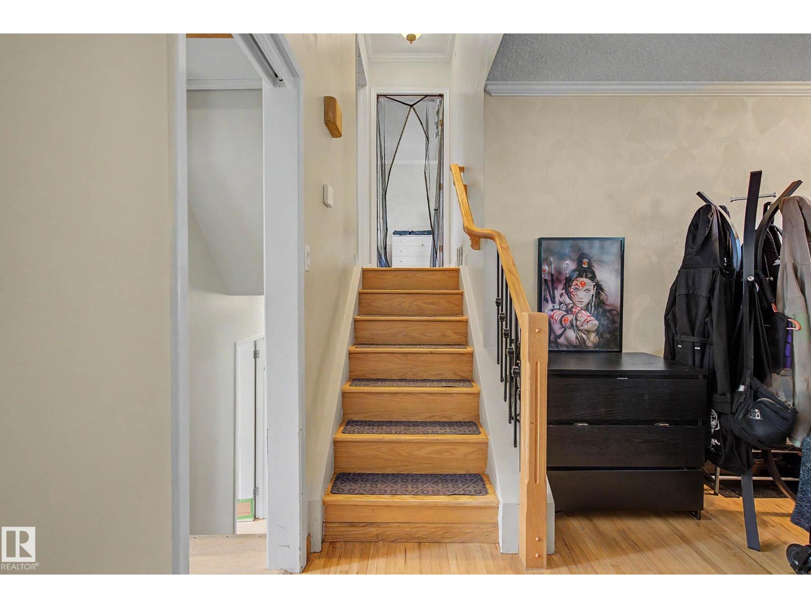 11431 51 AV NW - 27