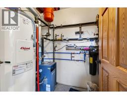 2487 Seward Rd, Golden, BC V0A1H1 Photo 50