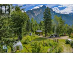 2487 Seward Rd, Golden, BC V0A1H1 Photo 62