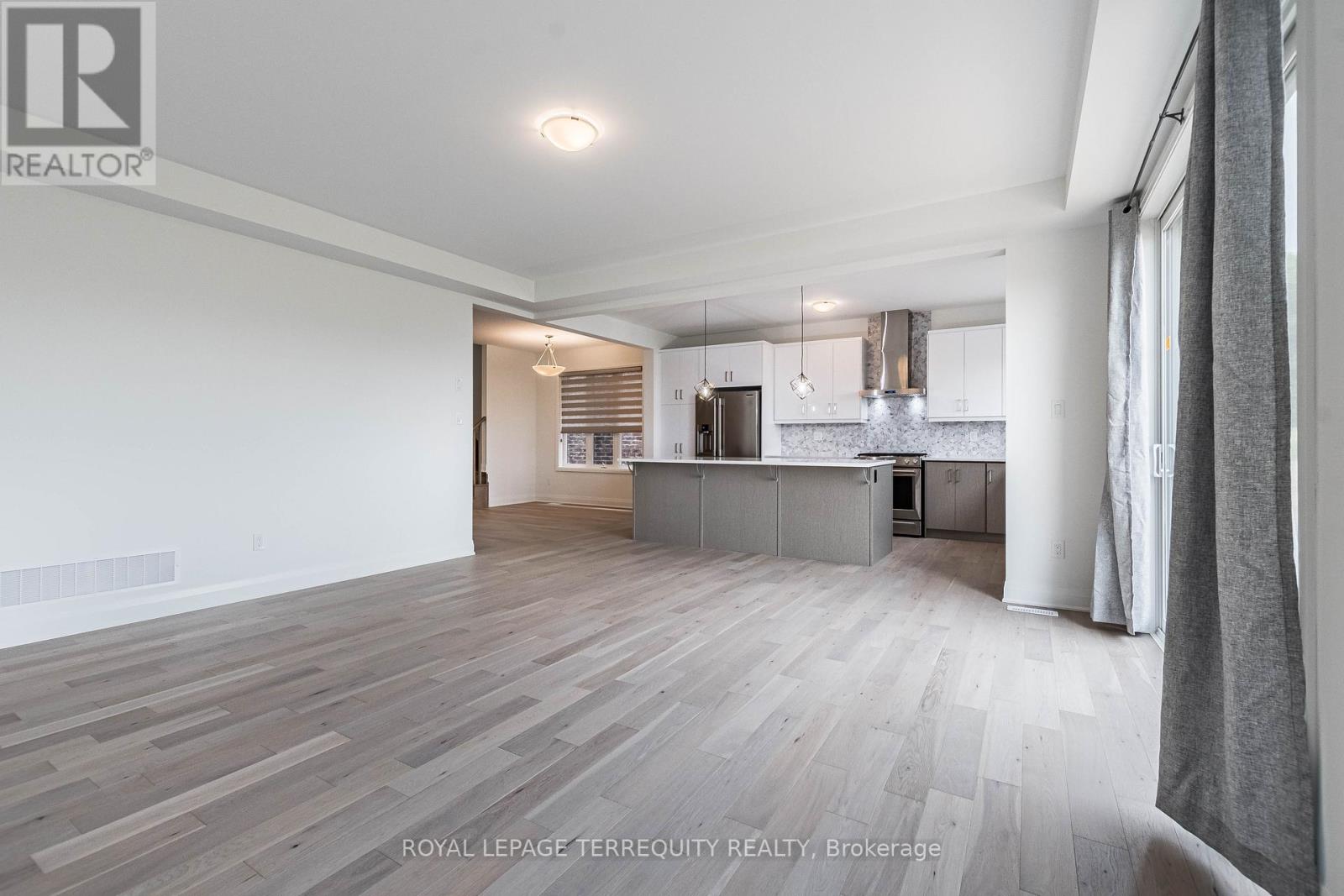 UPPER - 150 FORESTWALK STREET, Kitchener — photo 8