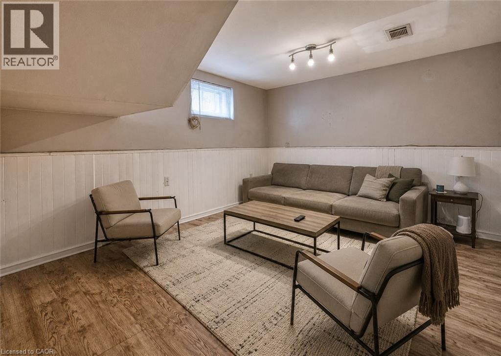 #2 LOWER 9 CHERRY Road, Hamilton, Ontario, L8K3V7, Hamilton, Ontario — photo 2 of 5