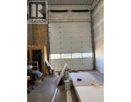 5235 28 Avenue, Calgary, AB T2B3W3 Photo 7
