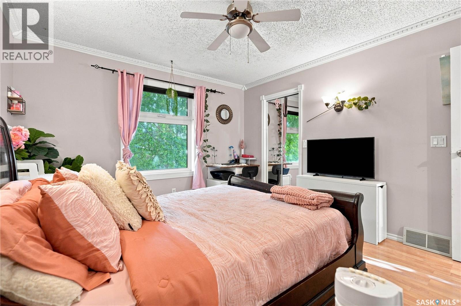 1423 Junor AVENUE - 15