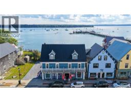 225 Water Street, photo 3