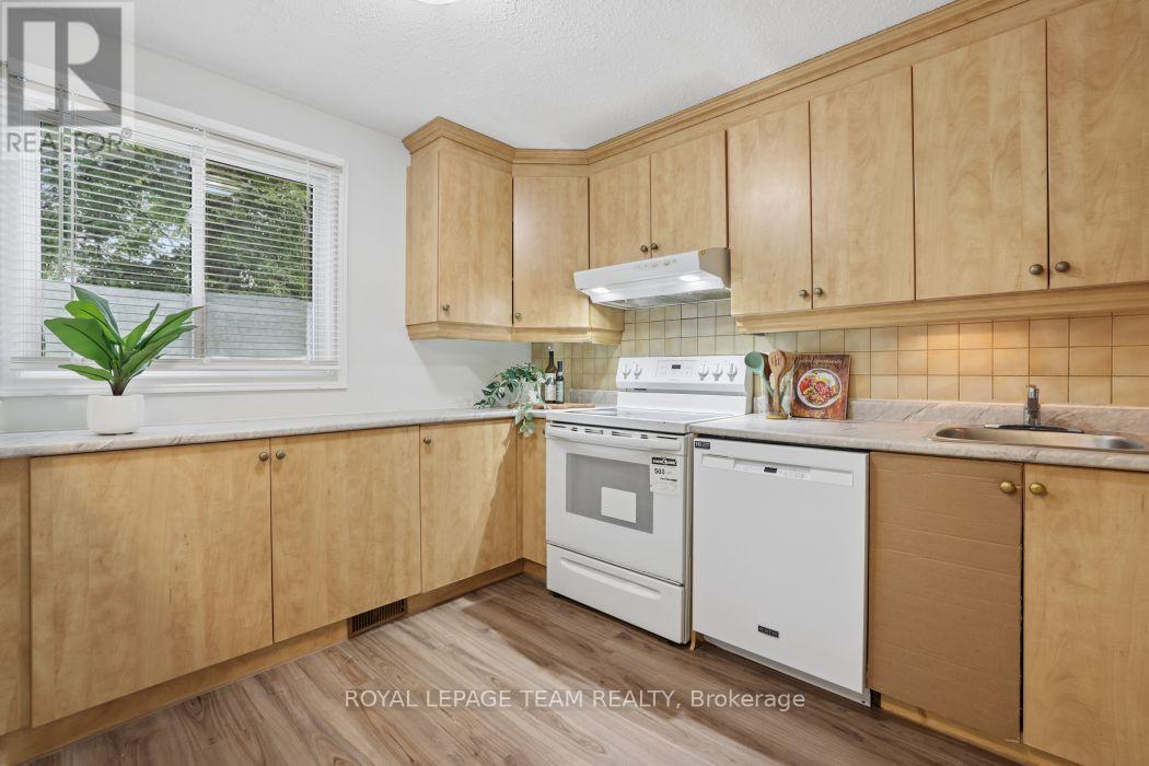 6801 BILBERRY DRIVE - 7