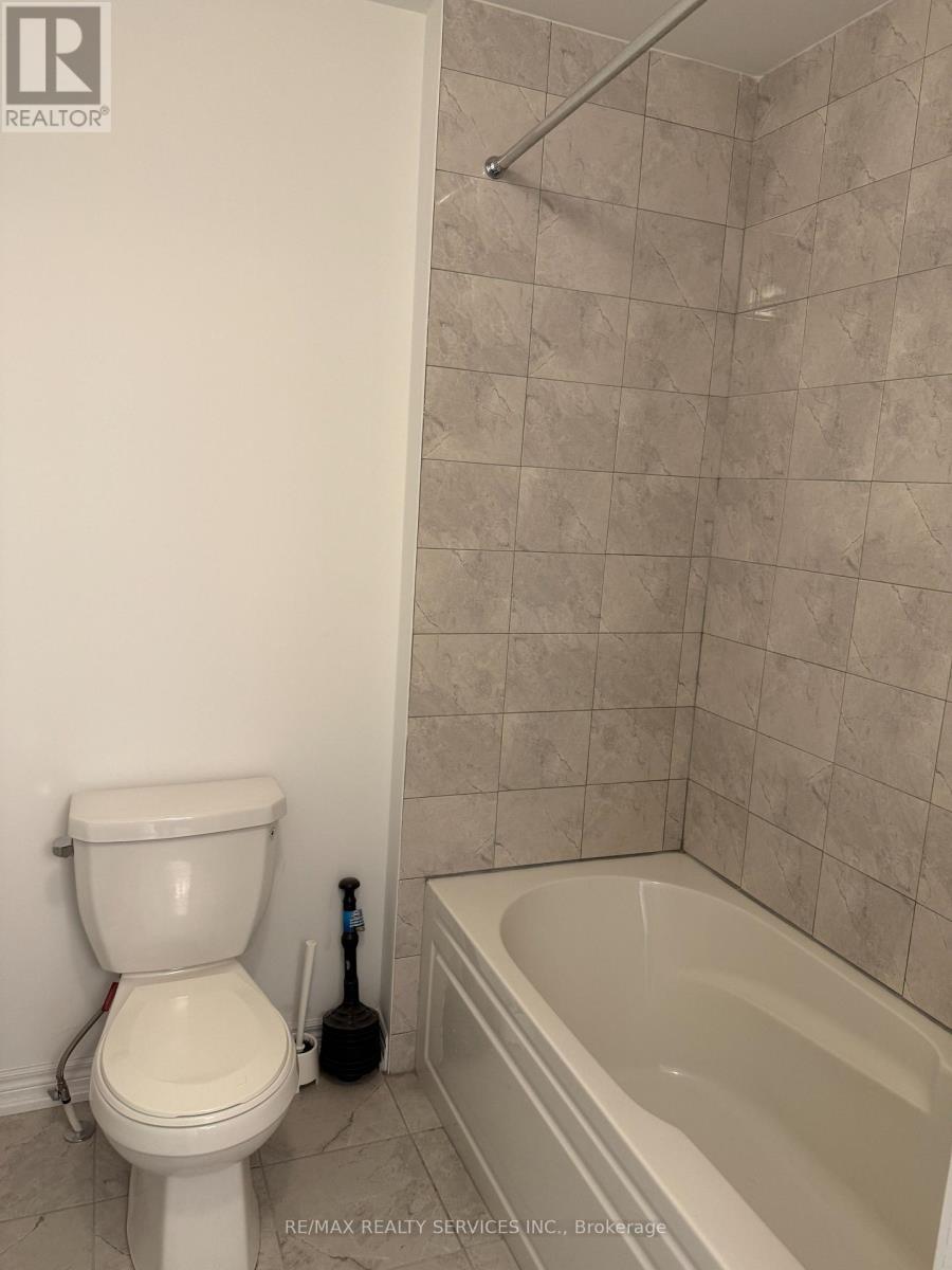 148 Thicketwood Avenue, Barrie photo 18