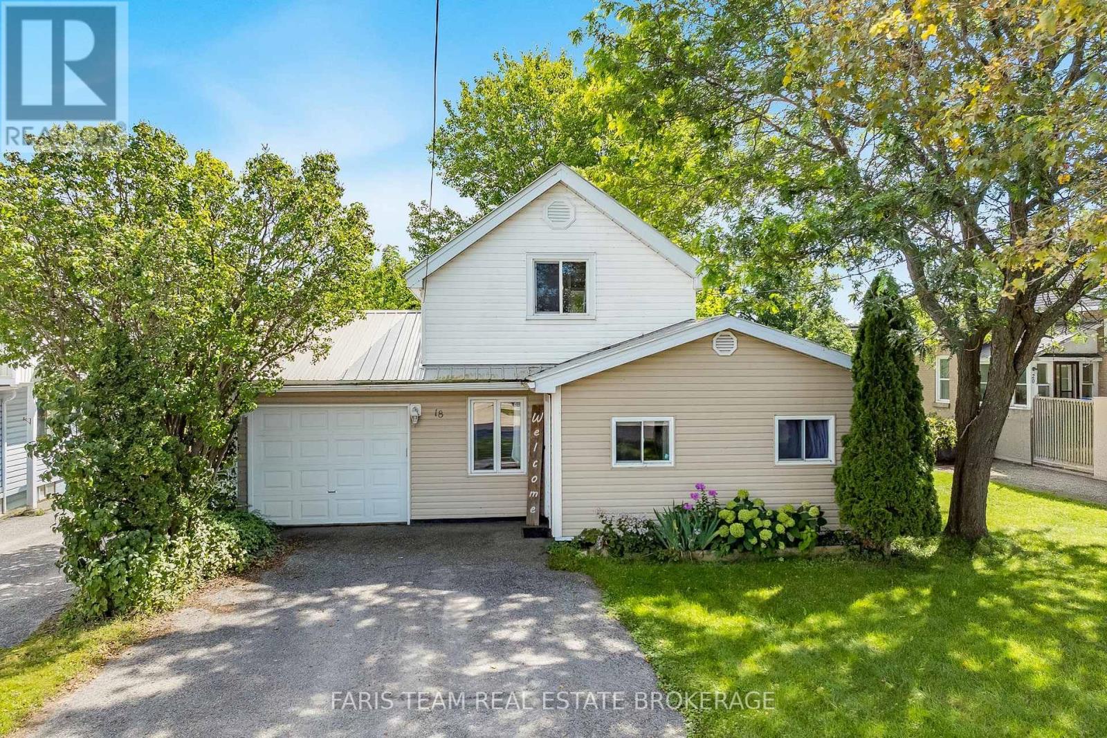 18 POYNTZ STREET - 2