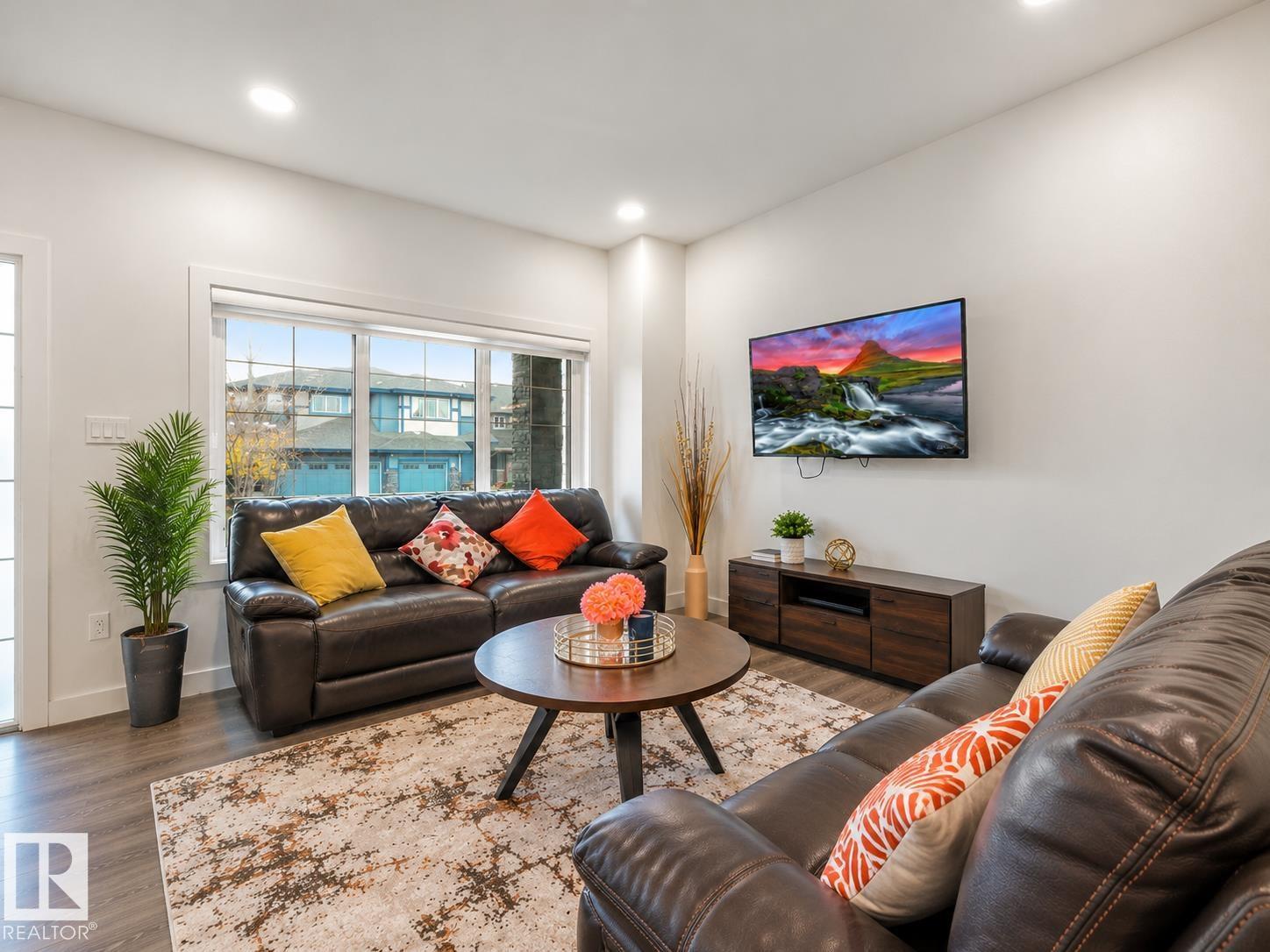 3807 WEIDLE CR SW - 3