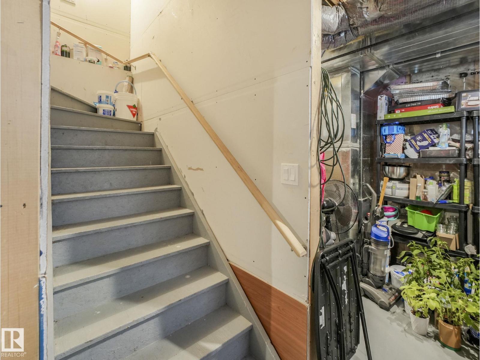 3807 WEIDLE CR SW - 36