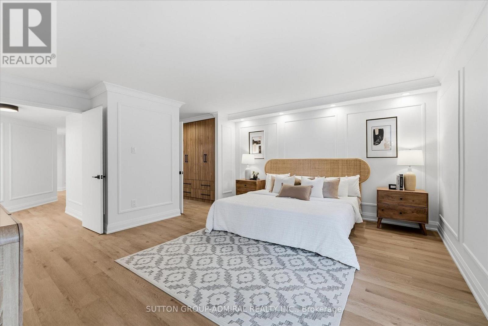 #306 131 BEECROFT ROAD - 27