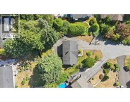 1617 Stella Place, Port Coquitlam, BC V3C2R4 Photo 24