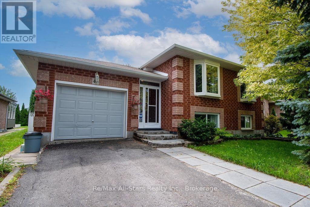 43 MCGIBBON BOULEVARD - 1
