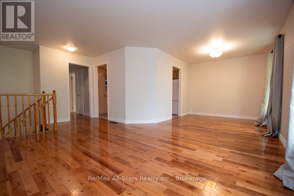43 MCGIBBON BOULEVARD - 10