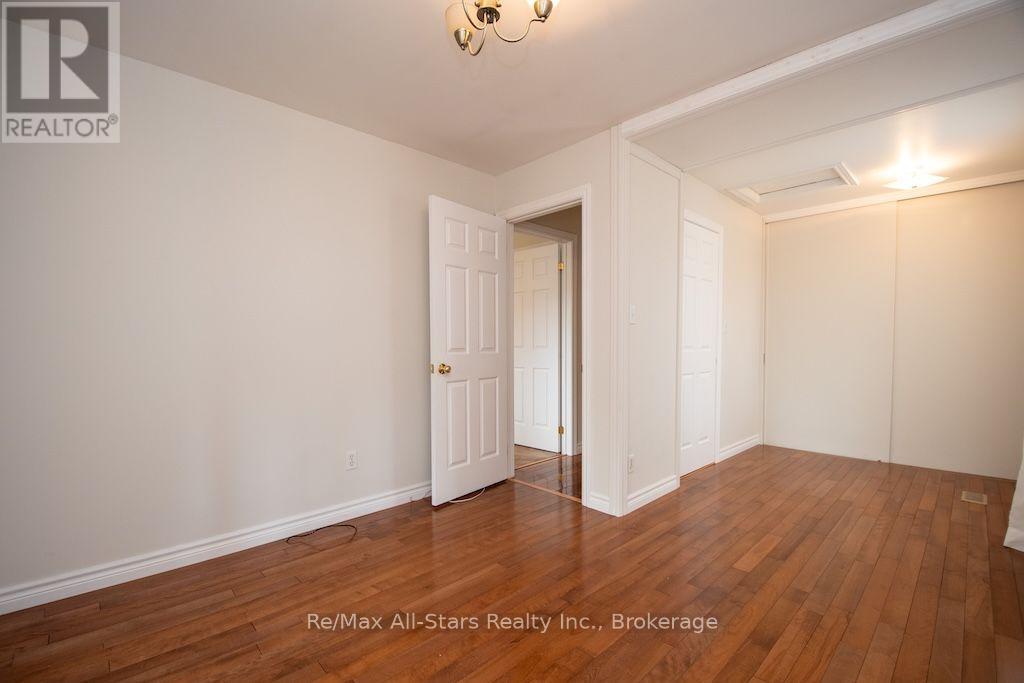 43 MCGIBBON BOULEVARD - 20
