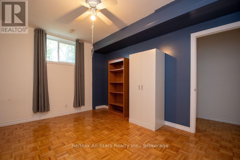 43 MCGIBBON BOULEVARD - 27