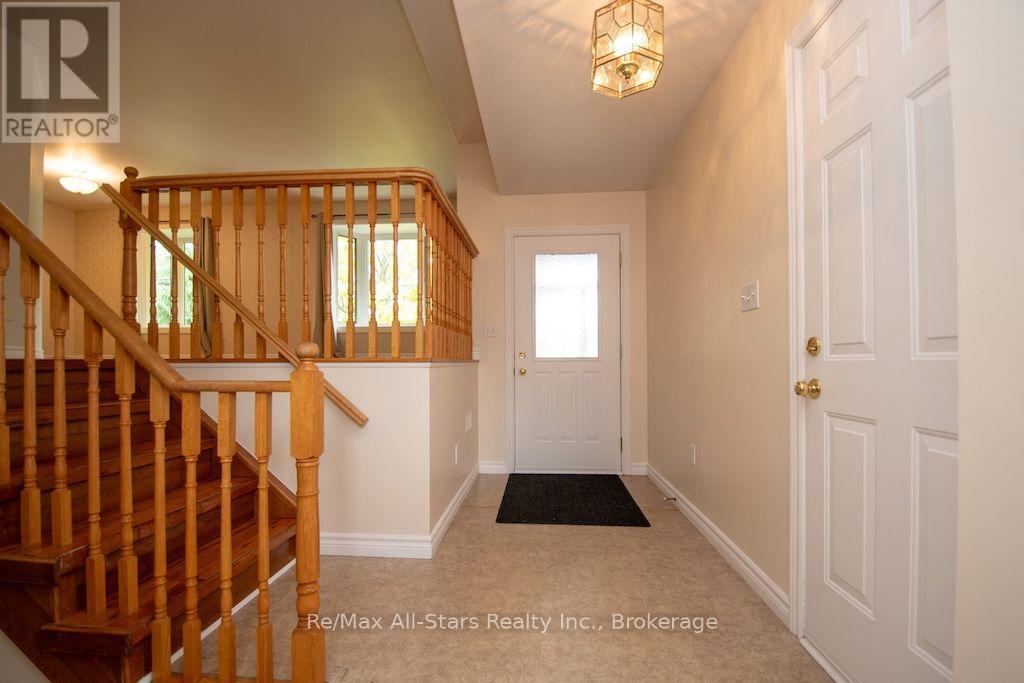 43 MCGIBBON BOULEVARD - 3