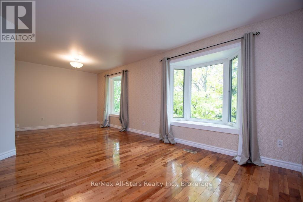 43 MCGIBBON BOULEVARD - 6