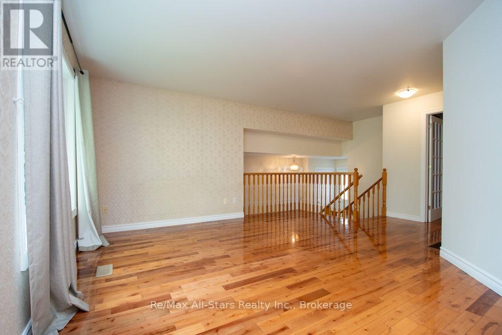 43 MCGIBBON BOULEVARD - 8