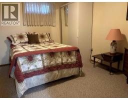 31 Larch Avenue, Drumheller, AB T0J0Y1 Photo 23